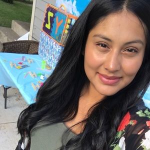 Meet your Posher, Mari